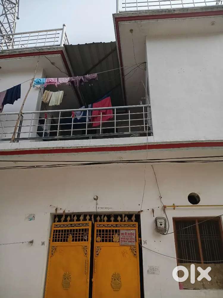 Owner of the house Anuj saxena.