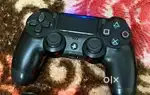 PS4 controller