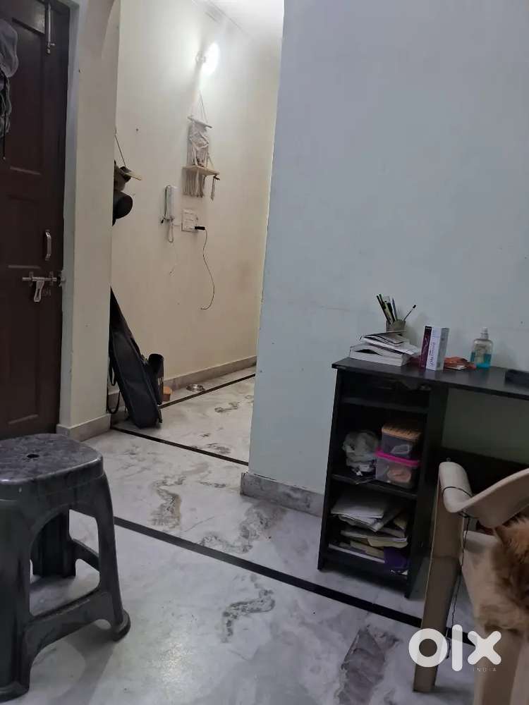 Maid bartan or jhadu poche ke liye chahiye only  FEMALE