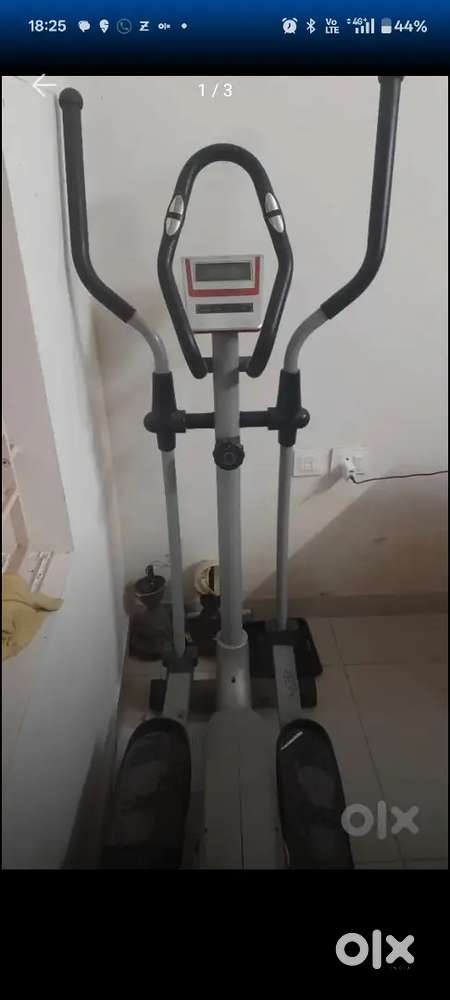 Cross trainer