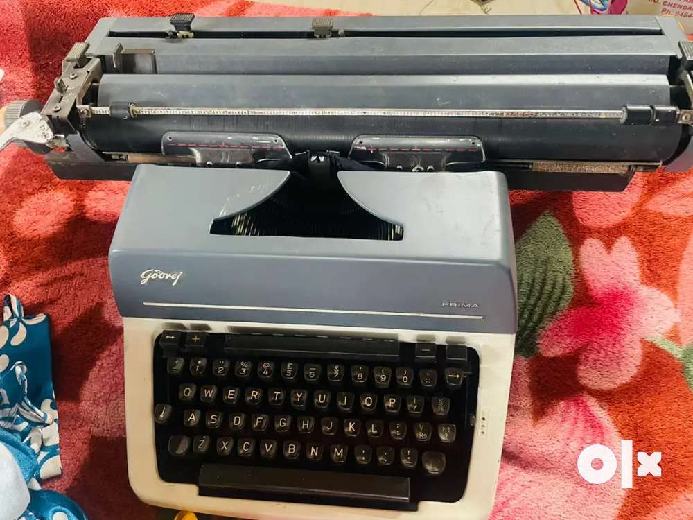 Gidrej prima Typewriter