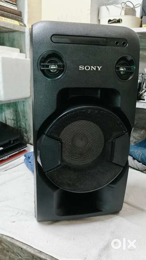 Sony MHC-V11 bluetooth party speaker home theater sound good working