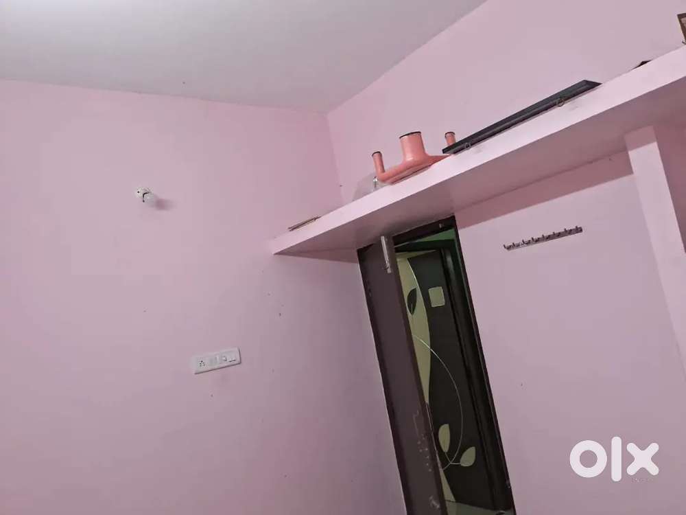 House for rent 2bhk 1st floor new perungalathur