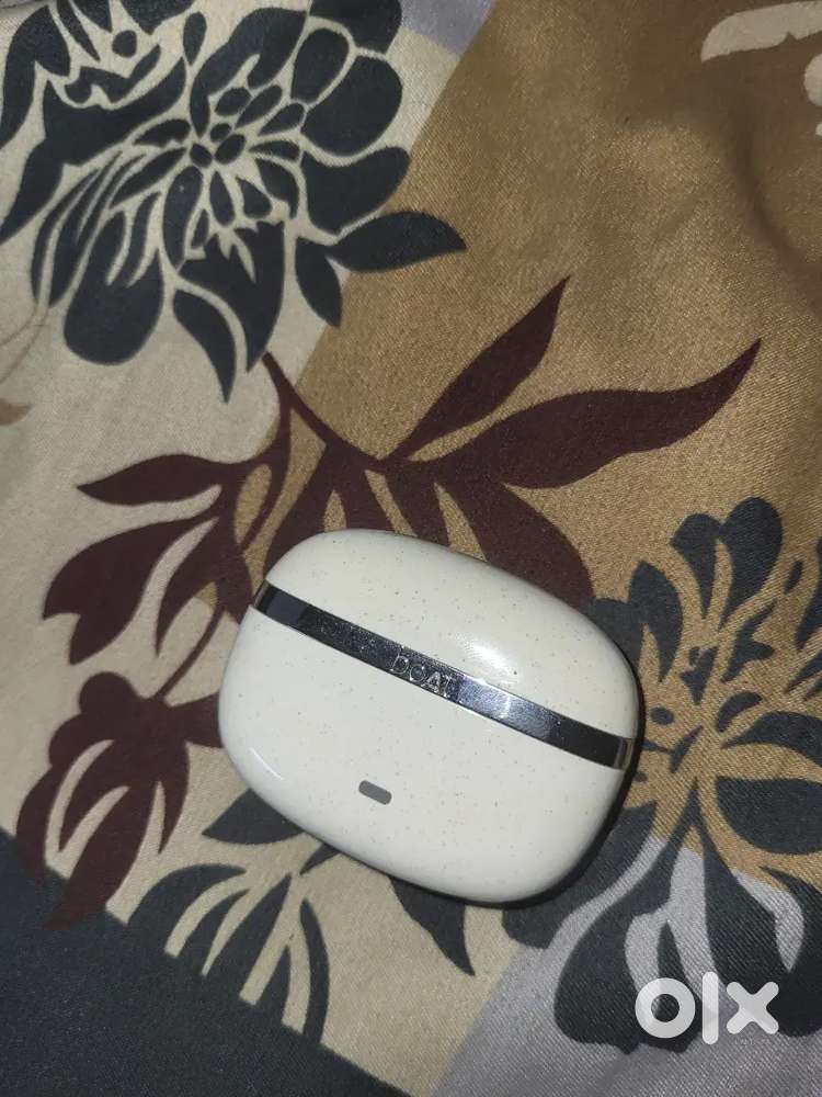 Boat ear buds