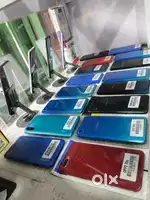 Second hand mobile available price starts from 3500