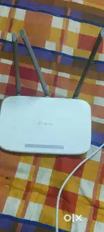 Selling tp link wifi