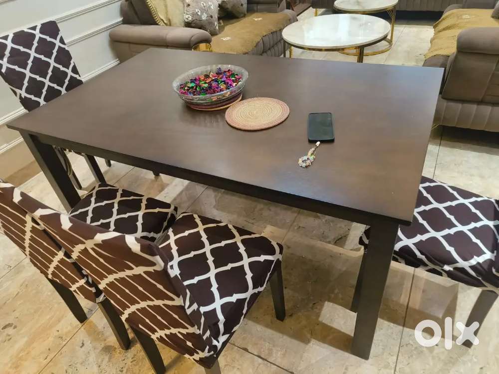6Seater Dining Table