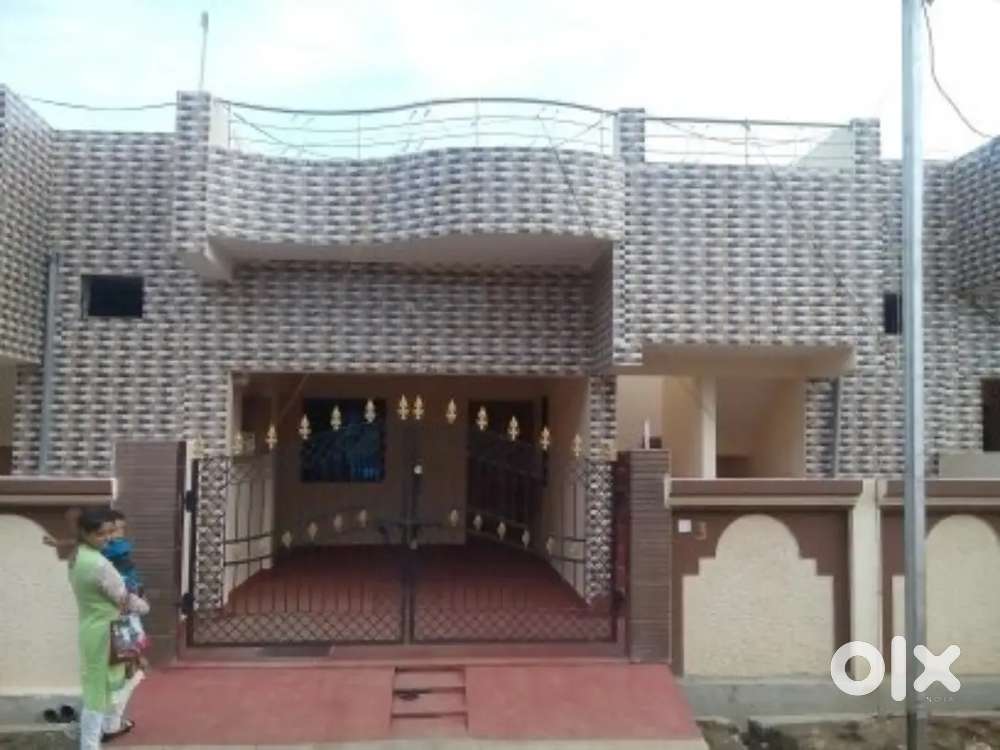 A well maintained 2 BHK individual house for Rent