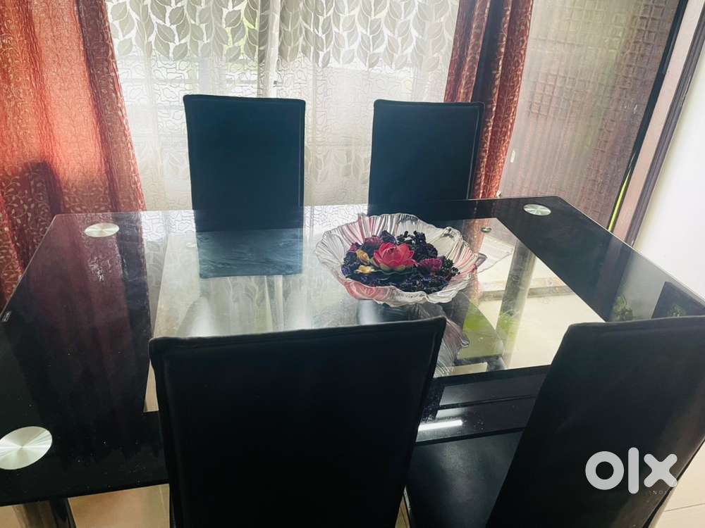Dining table with 4 chairs