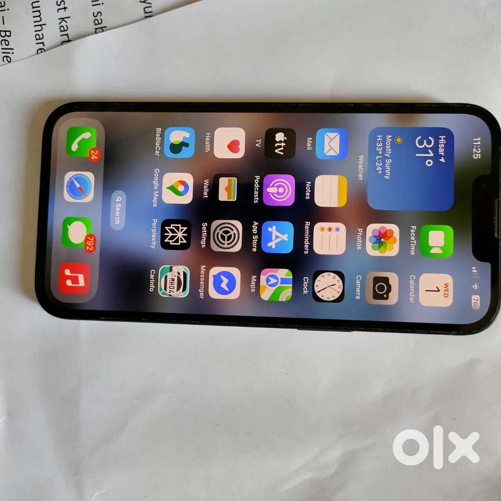 iPhone 13 in gud condition