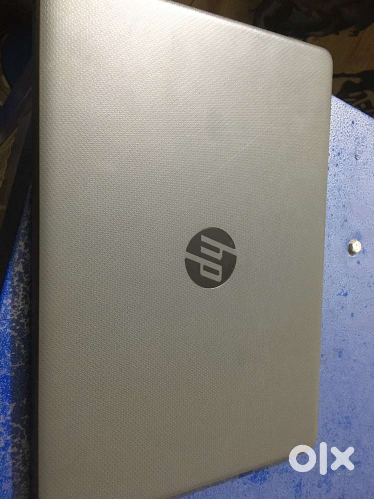HP LAPTOP CORE i3 storage 500 gb ram 8gb
