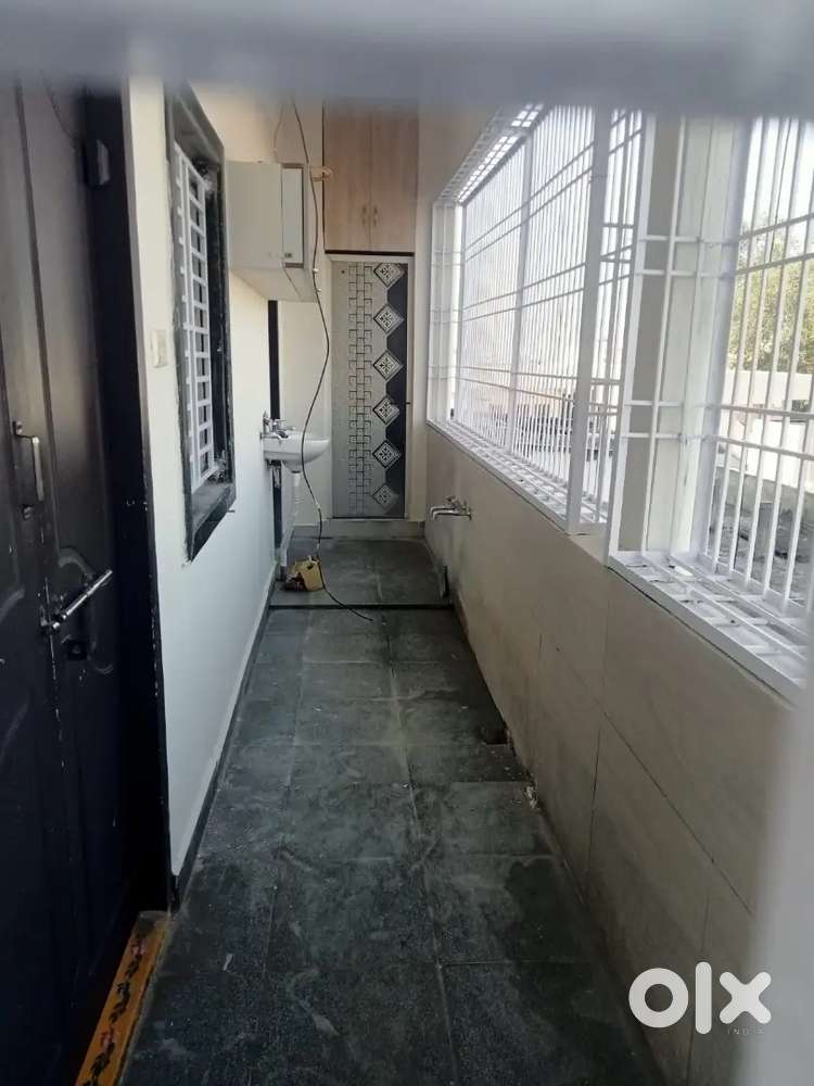 2BHK Flat for Rent in Prime location PSR Road