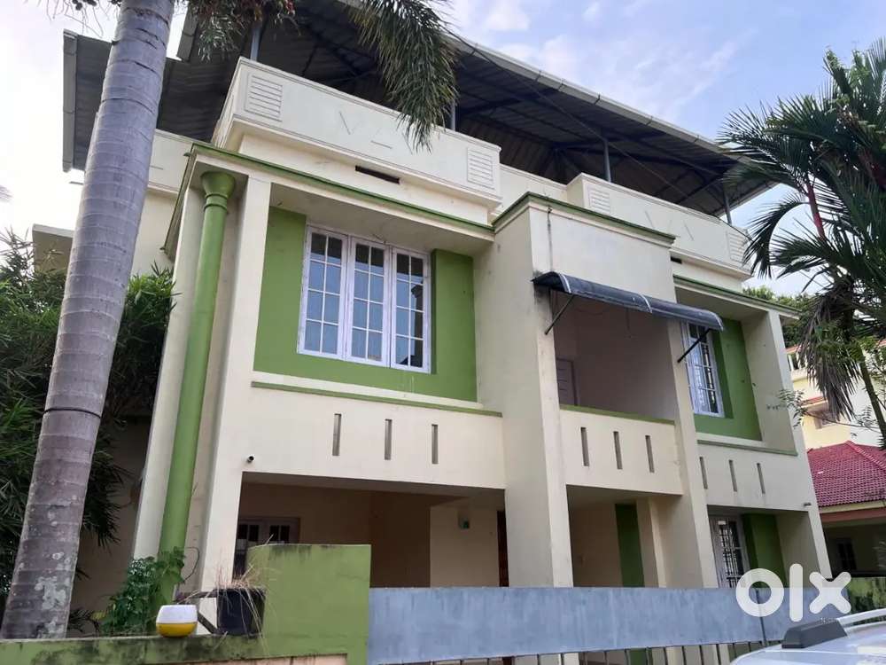 4 bhk independent house kuzhivelipady
