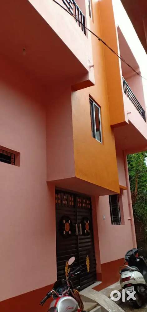 House for rent only for bachelor