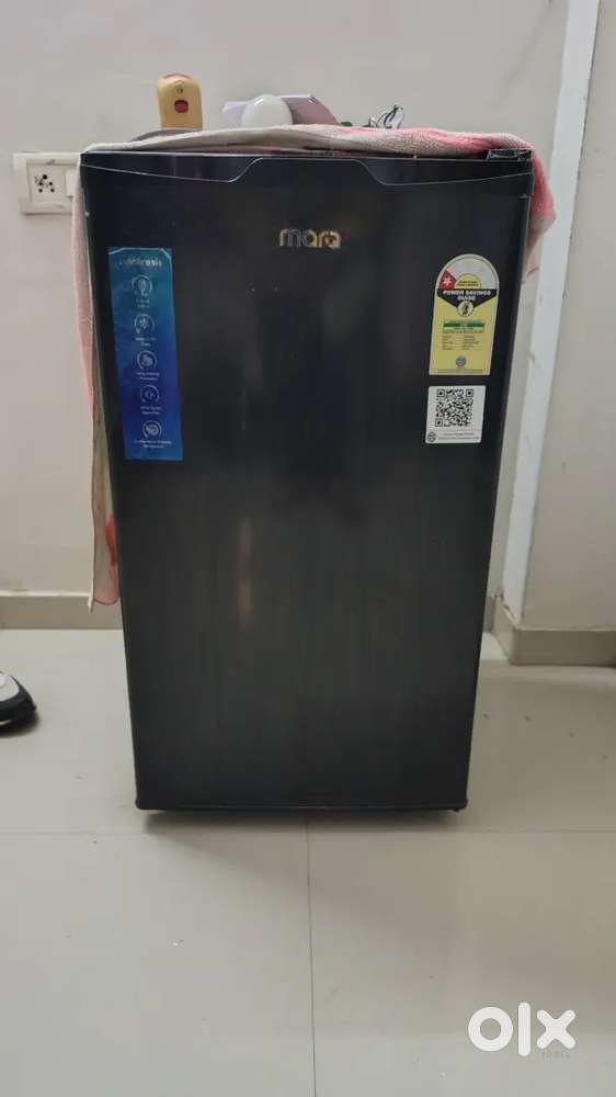 90 L Fridge for sell