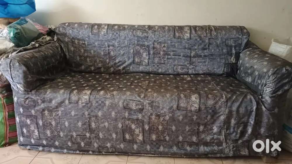 DOUBLE SOFA SET