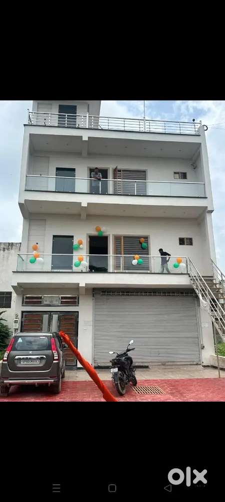 First floor office ke liye