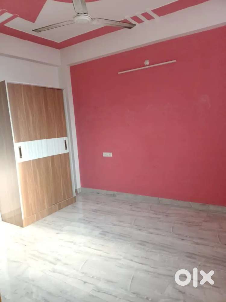 2BHK, Room without owner available for rent