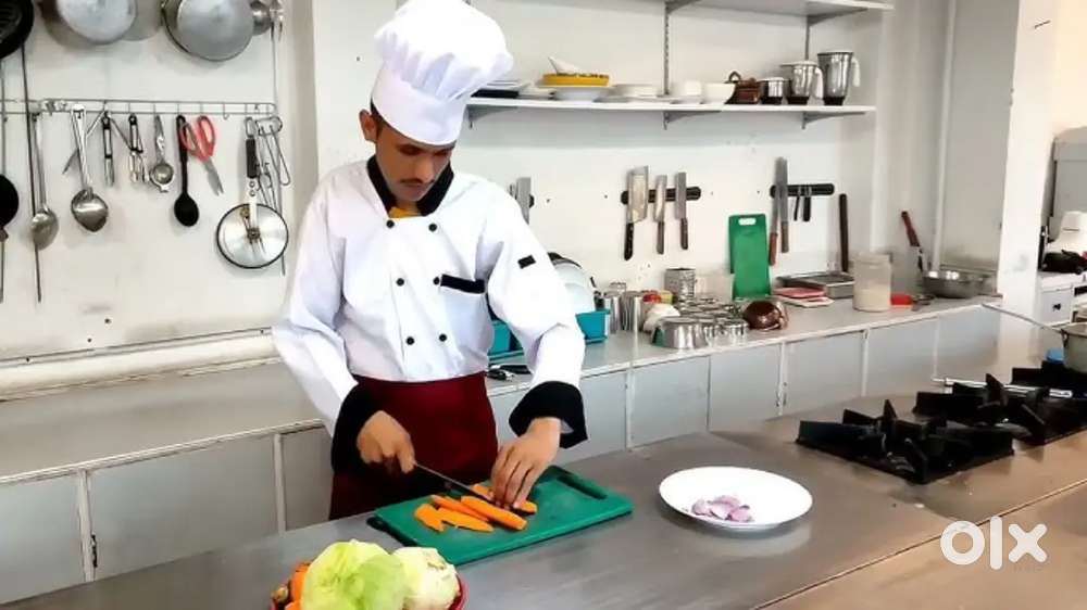 Kitchen helper D (AGARA)