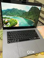 Apple MacBook M3