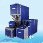 Blowing bottle machine operator