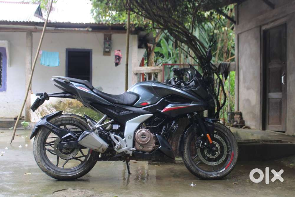 bajaj pulser f250