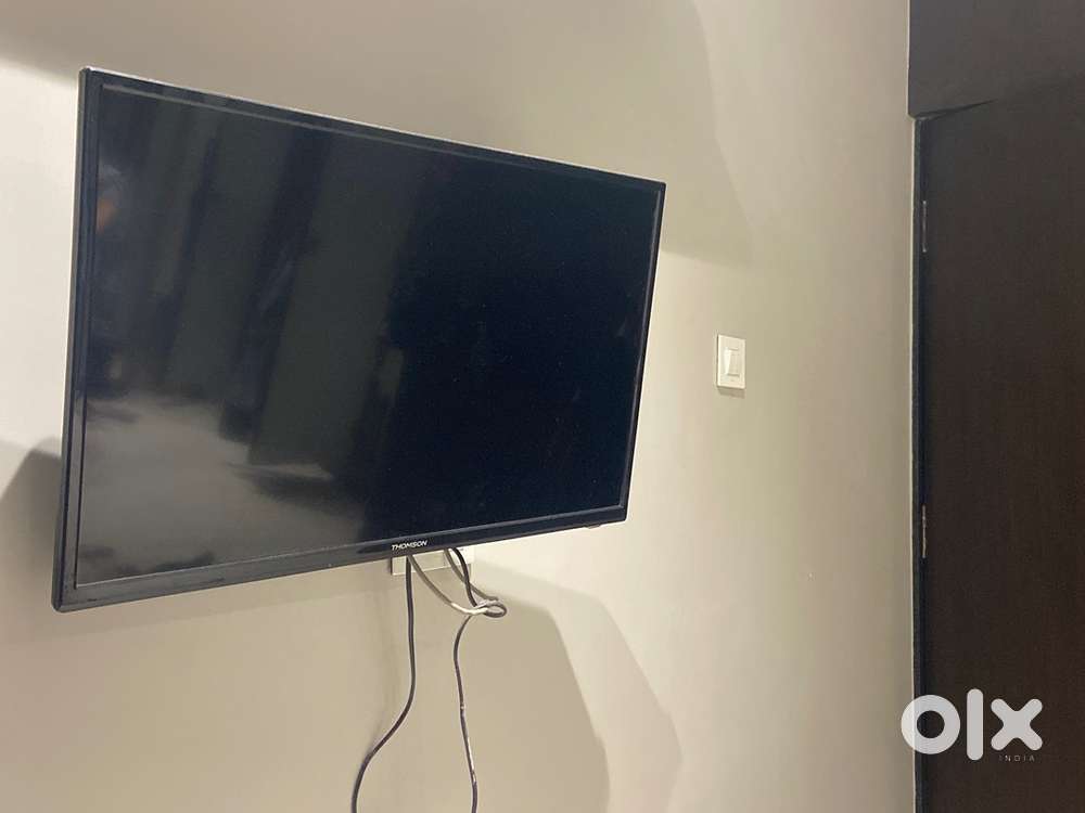Thomson 32” inch led smart tv