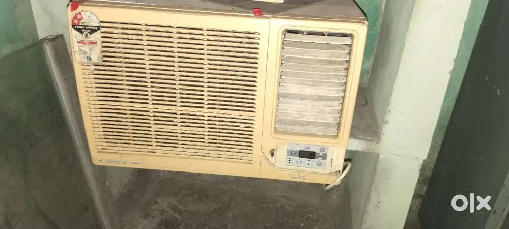Best condition window ac...