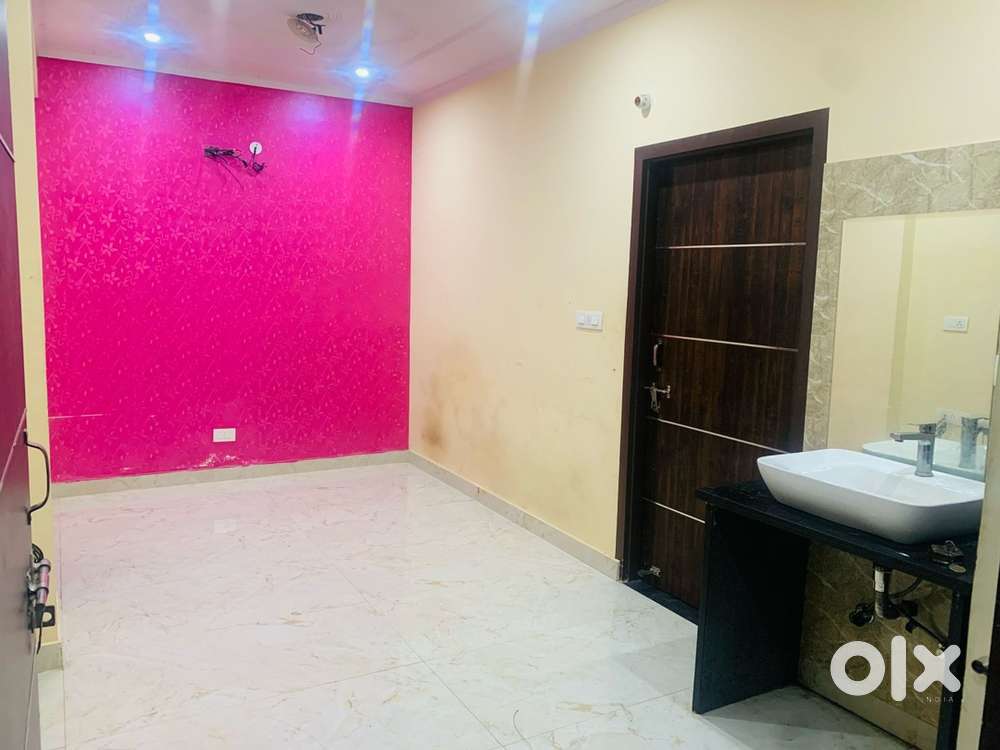 2BHK FLET.