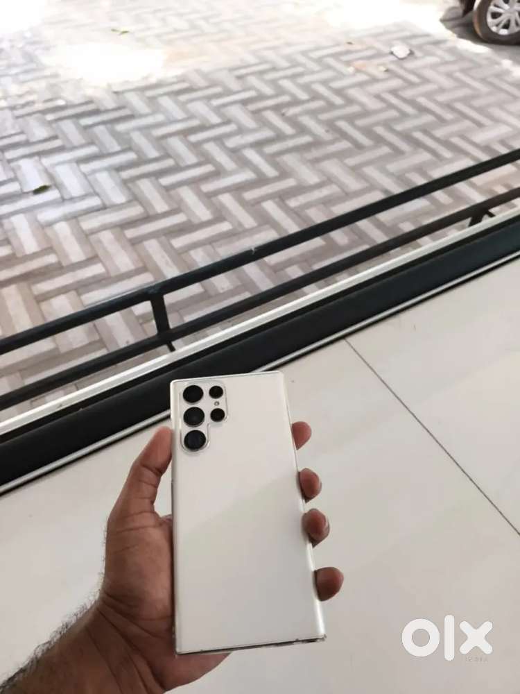 S22 ultra 256 white