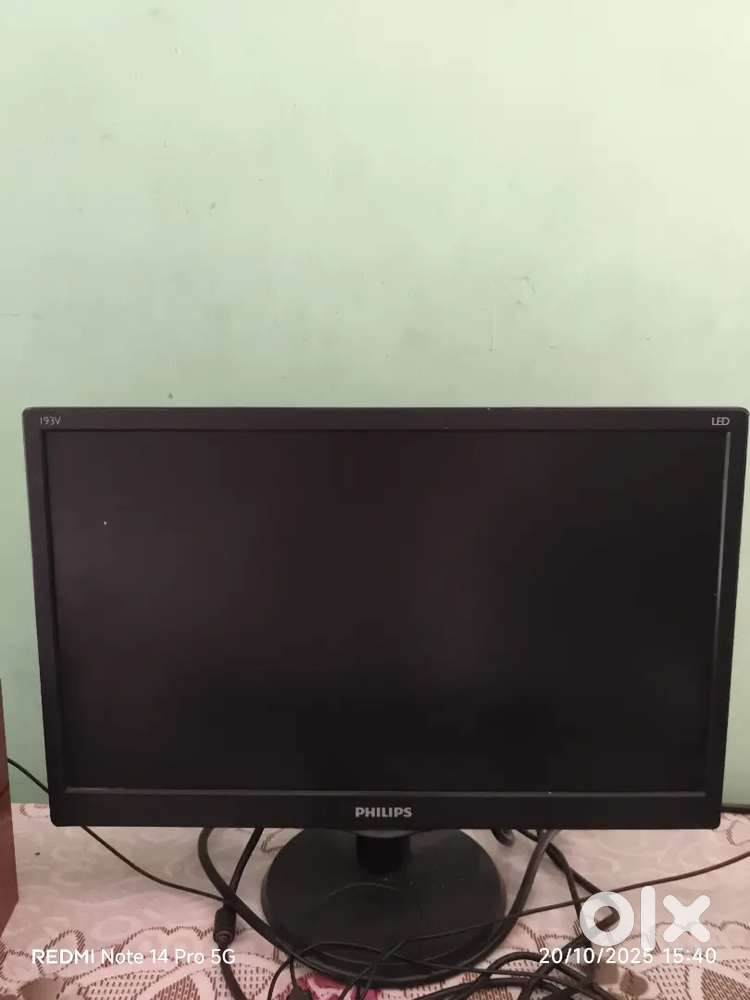Computer moniter