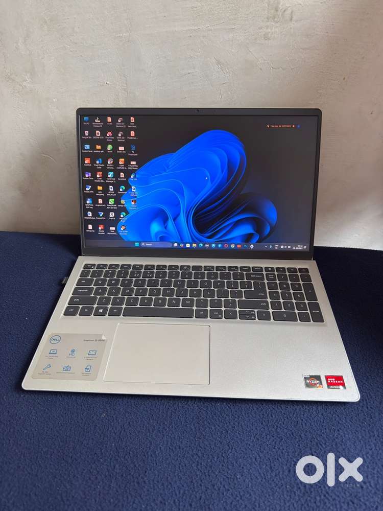 DELL Inspiron AMD Ryzen 3