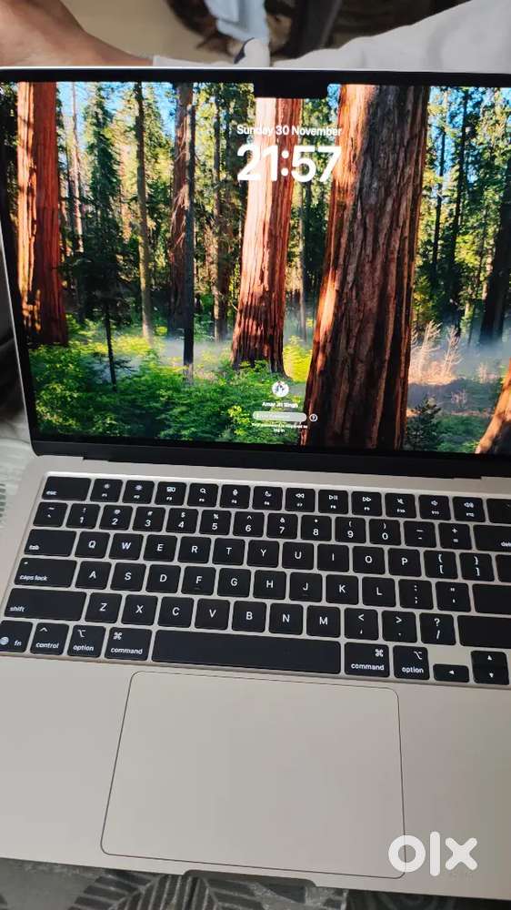 Apple MacBook M4 16GB/256GB – Urgent Sale