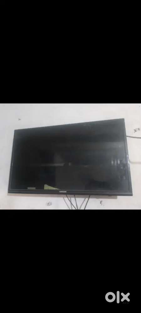 32 inch LED TV Samsung panel tuta hua Hai baki sab theek hai