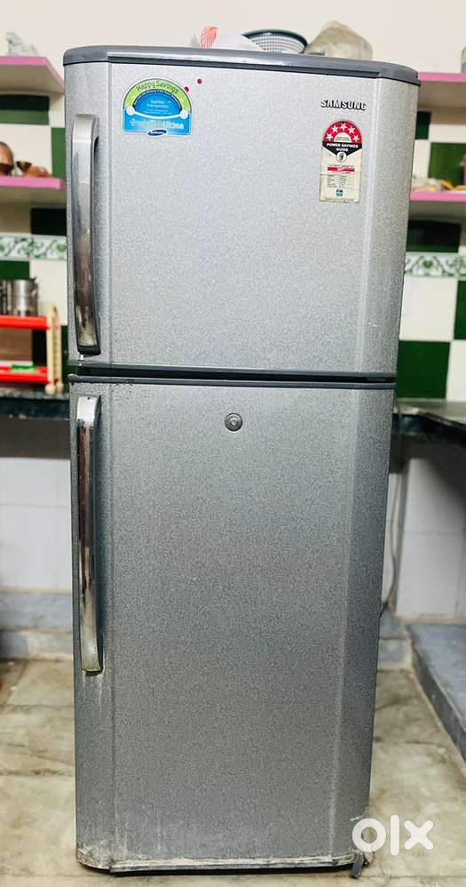 Samsung Fridge 208 liters