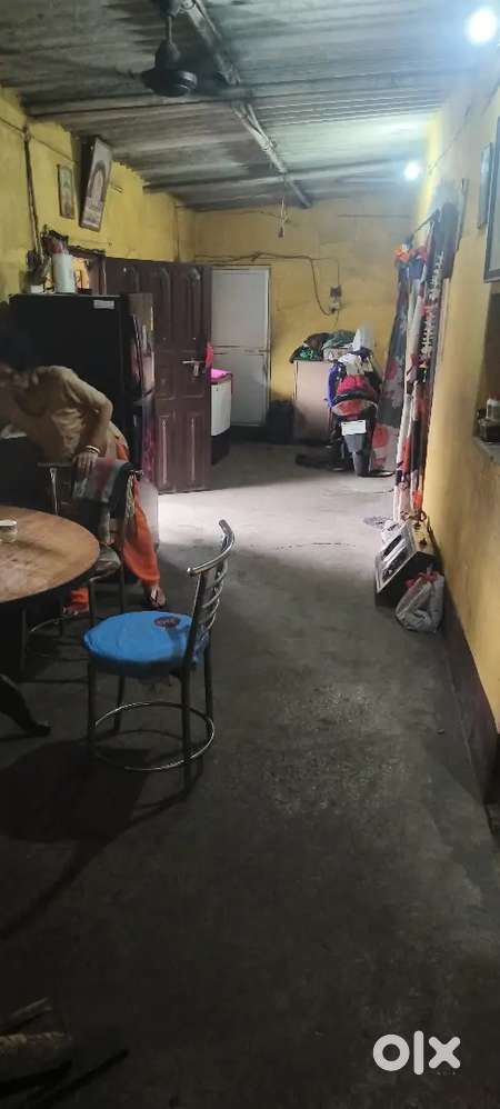 4bhk+bathroom 2+1puja ghar+1store+ 1 kitchen+1garrage and plenty place