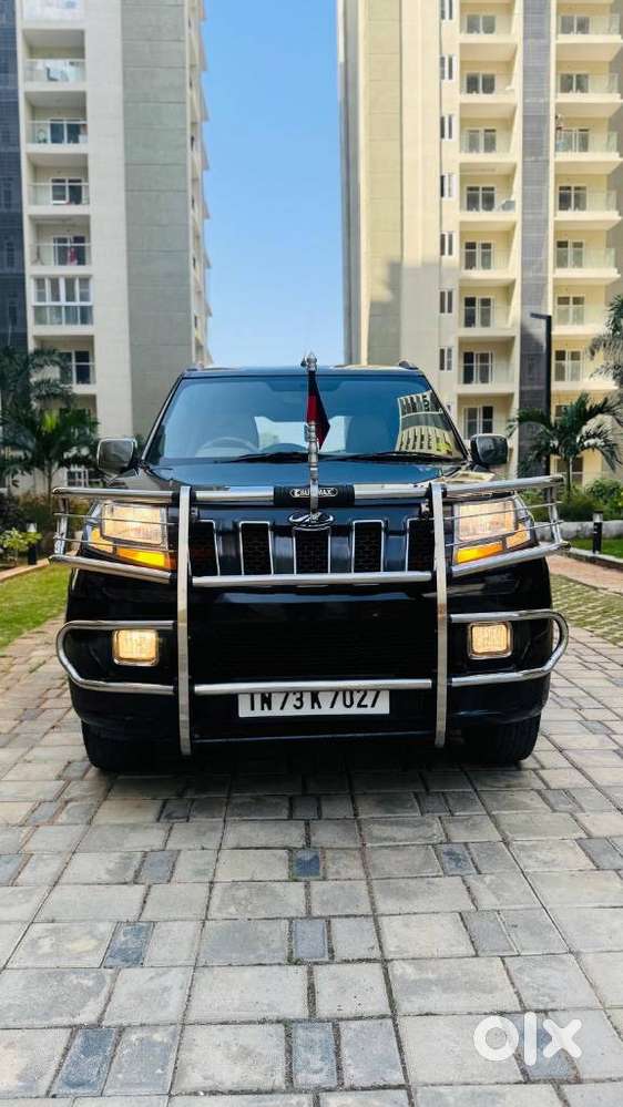 Mahindra TUV 300 T8, 2015, Diesel