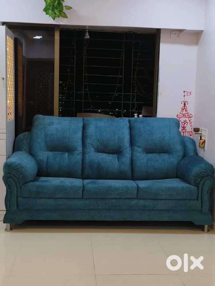 Classic Italian Sofa – Timeless Elegance & Comfort!