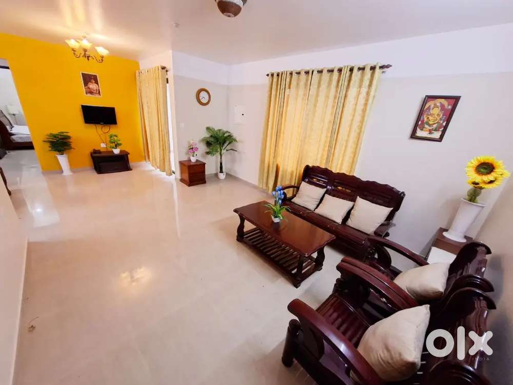 At vellayambalam furnished 3BHK beautiful flat for rent