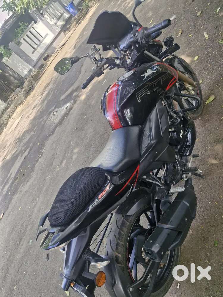 Apache rtr 200 4v limited edition 2022