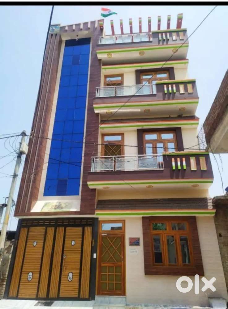 Seperate floor for rent