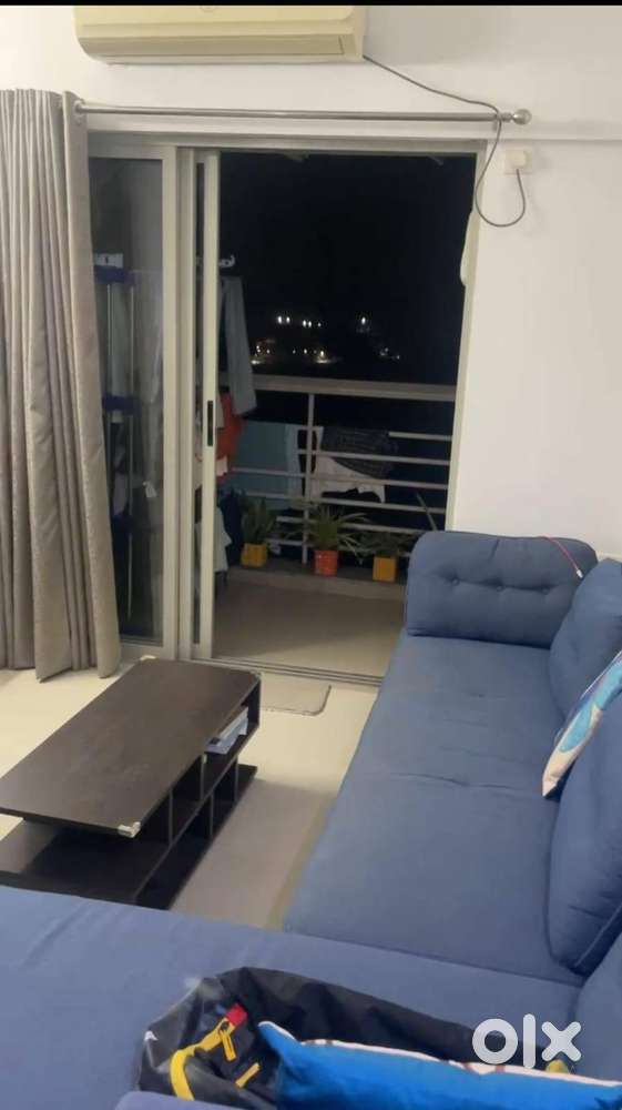 Unfurnished 2 Bhk Flat Available For Rent In Vaishnodevi