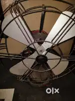 VINTAGE TABLE FAN