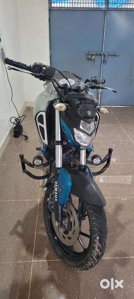 Yamaha Fzs v3