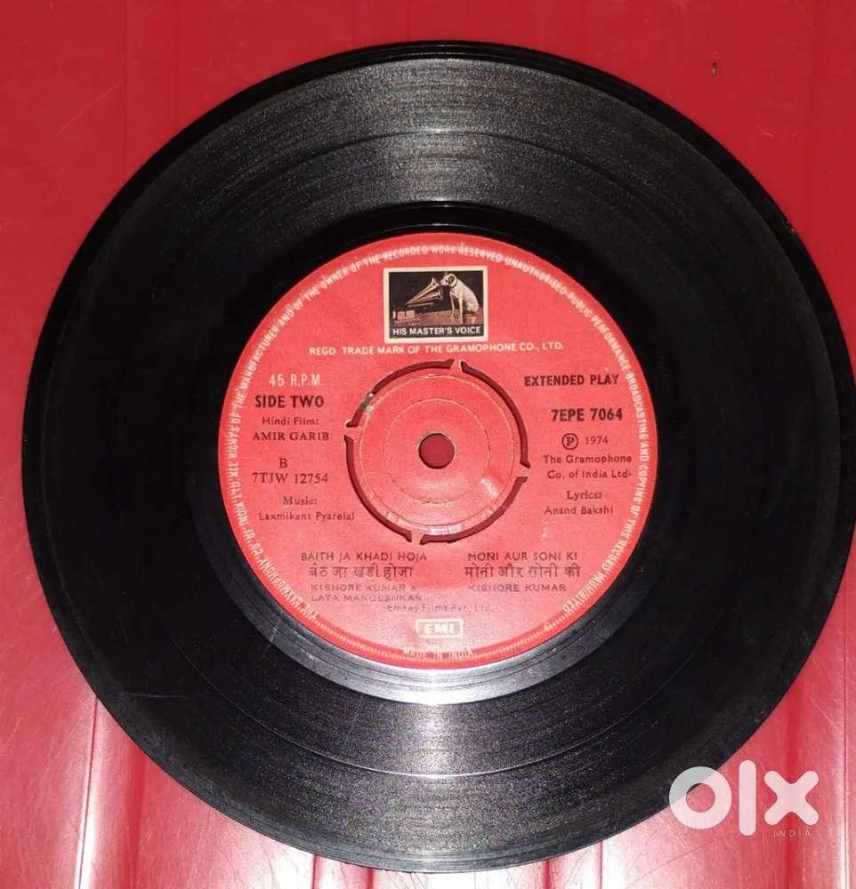 Old Hindi and Marathi songs records.