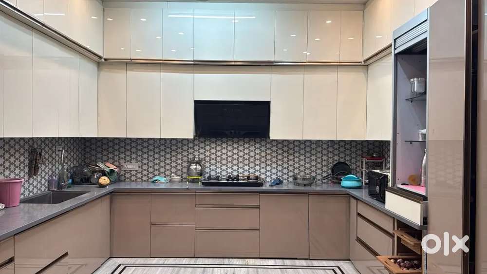 Luxury villa for sale Tapovan