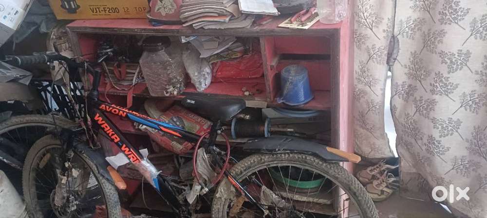 Shop counter