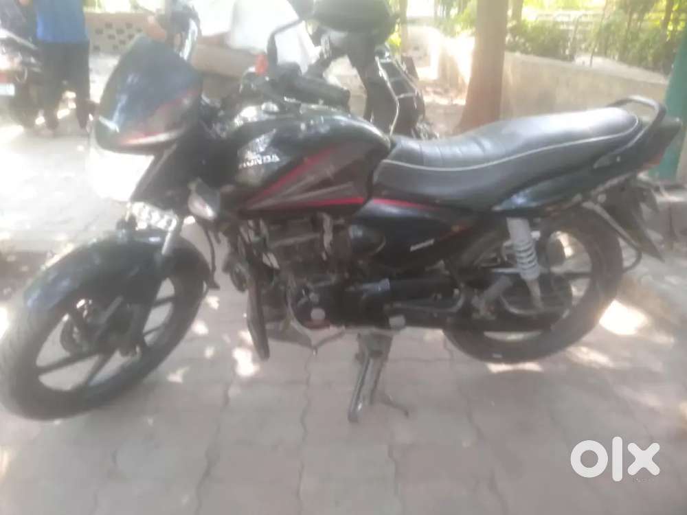 Full in condition cb shine with disk brakes,combi break