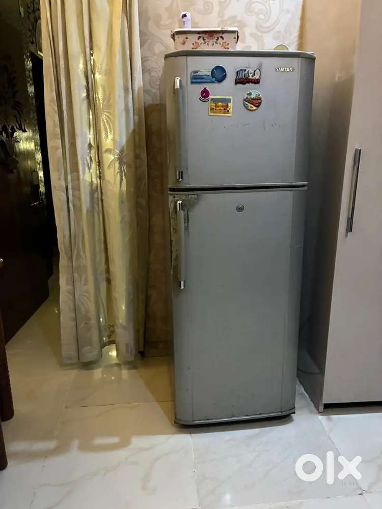 Sale fridge 230 ltr samsung