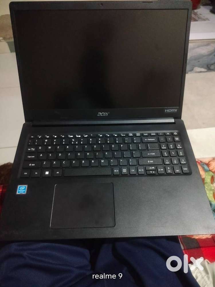 ACER Laptop (Extensa 215-31)